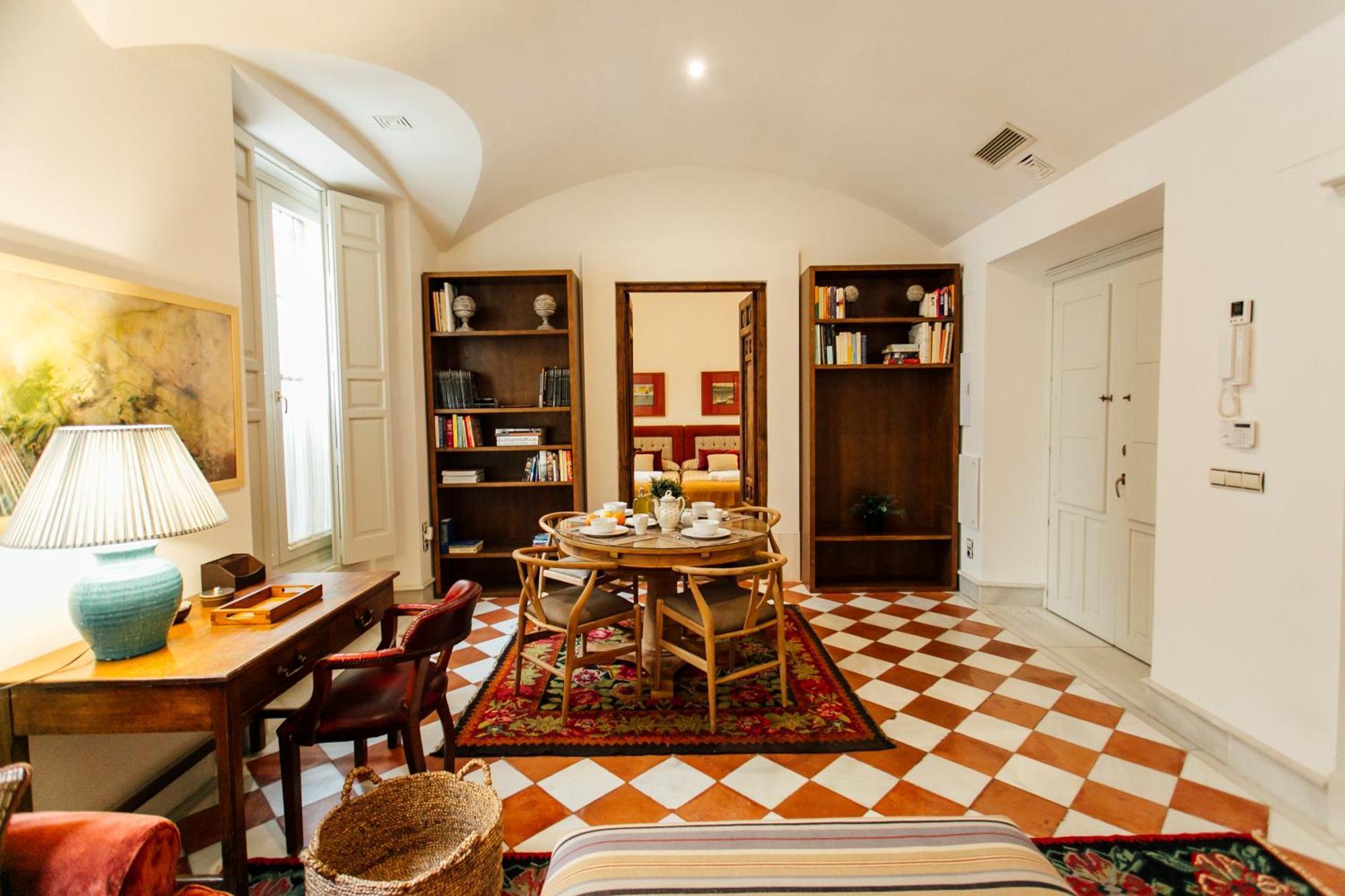 Aparthotel Casa Patio del Siglo XIX Sevilla Habitación foto